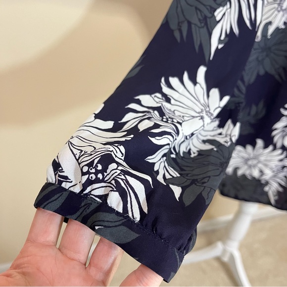 Ann Taylor Loft Purple Floral Print Blouse - Picture 4 of 11